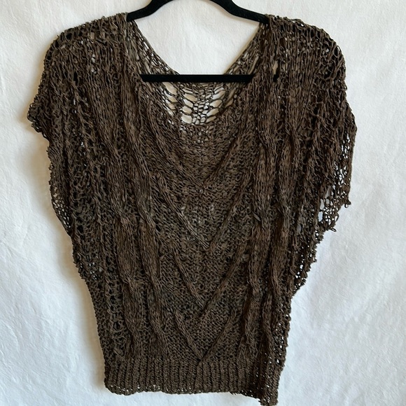 Brown sueded layering top, size L - Picture 1 of 7